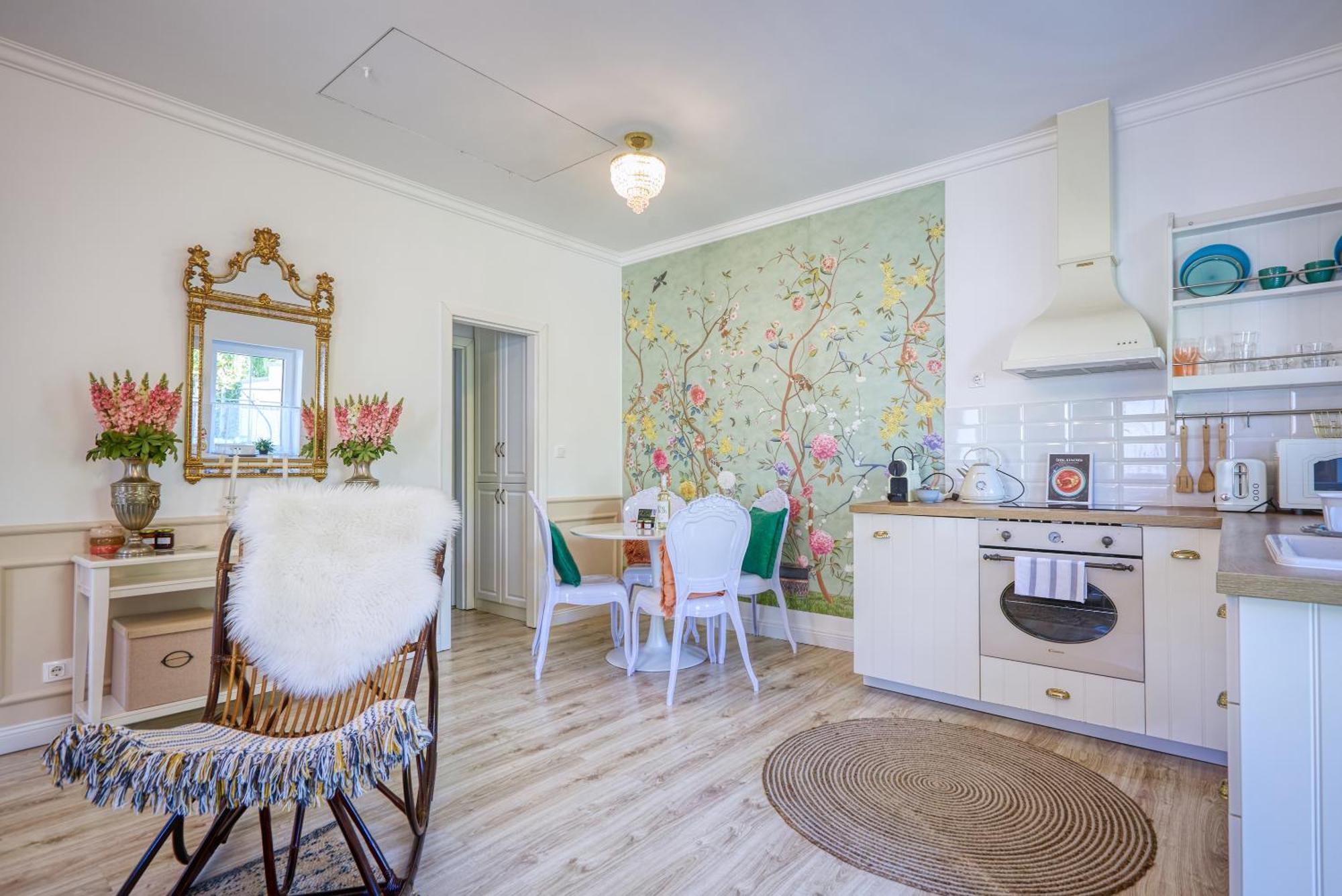The Doors Boutique Apartments Mosonmagyaróvár Exteriör bild